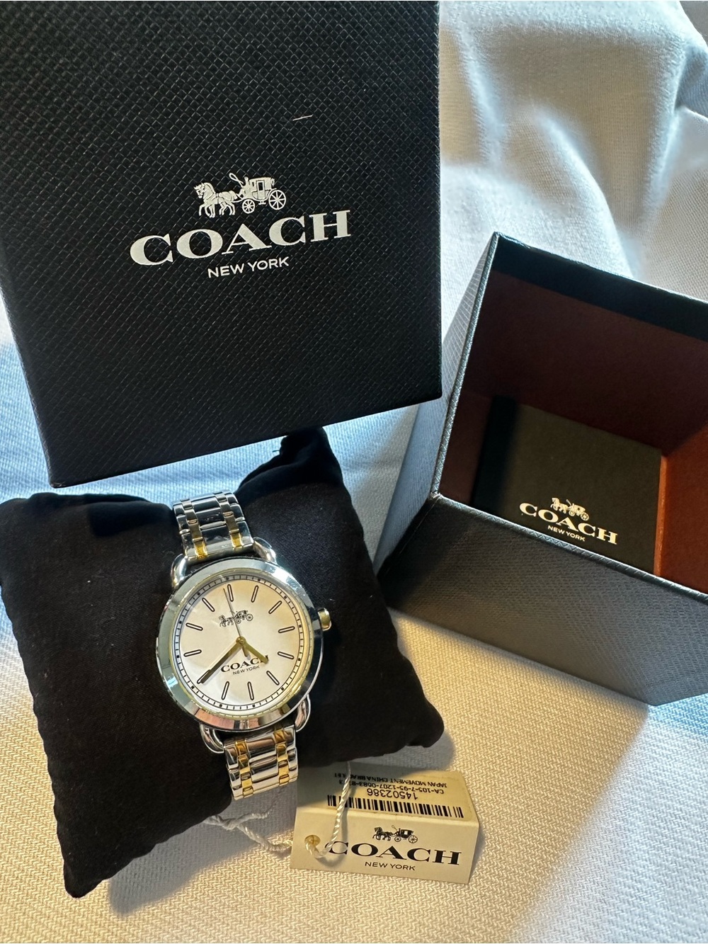 Pre-Owned Coach Lex Two-Tone Silver and Gold Women’s Bracelet Watch